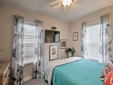 St. Petersburg Home 933860