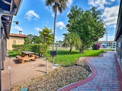 Naples Home 933861 Naples Home 933861