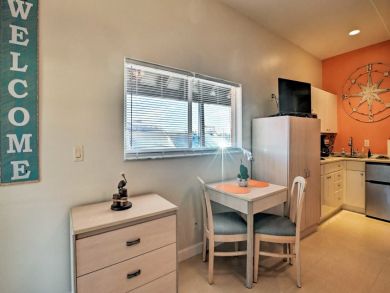 Naples Home 933861 Naples Home 933861