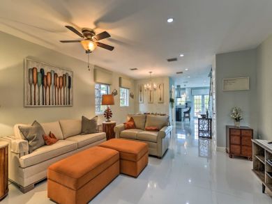 Hollywood Home 933867 Hollywood Home 933867