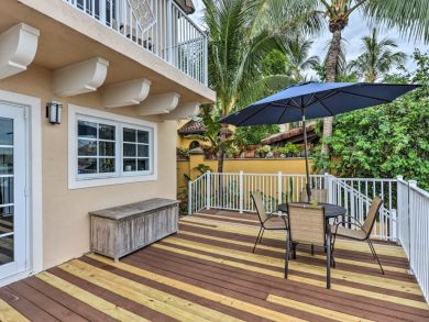 Hollywood Home 933867 Hollywood Home 933867