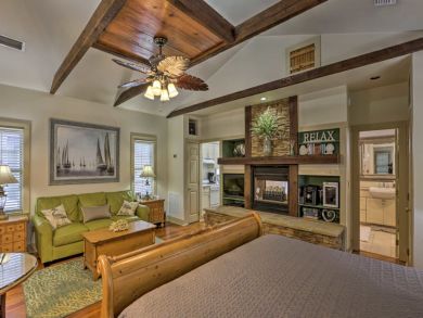 Other Cities  Florida Home 933876