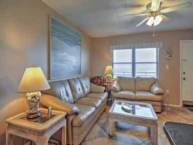 Treasure Island Home 933881 Treasure Island Home 933881