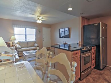 Treasure Island Home 933881 Treasure Island Home 933881