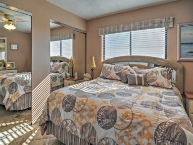 Treasure Island Home 933881 Treasure Island Home 933881