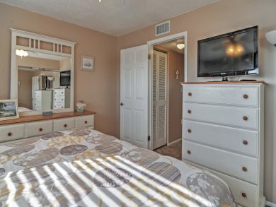 Treasure Island Home 933881 Treasure Island Home 933881