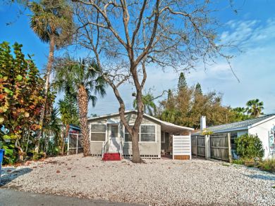 Treasure Island Home 933916 Treasure Island Home 933916