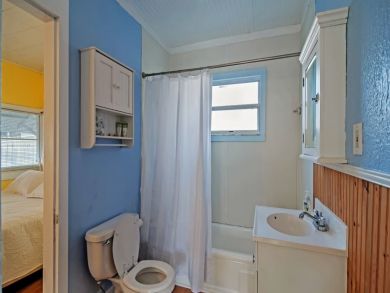 Treasure Island Home 933916 Treasure Island Home 933916