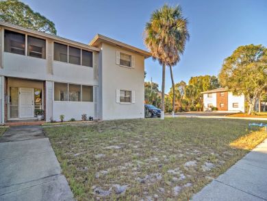 St. Petersburg Home 933917 St. Petersburg Home 933917