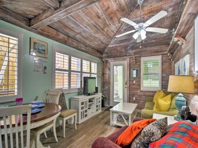 Clearwater Home 933938