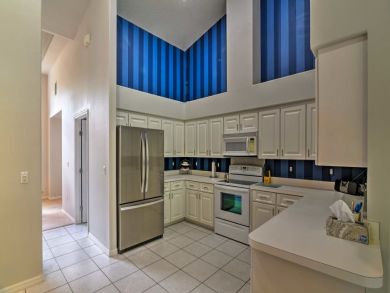 Other Cities  Florida Home 933950