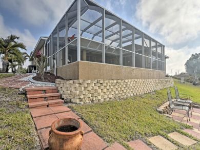 Cape Coral Home 933955 Cape Coral Home 933955