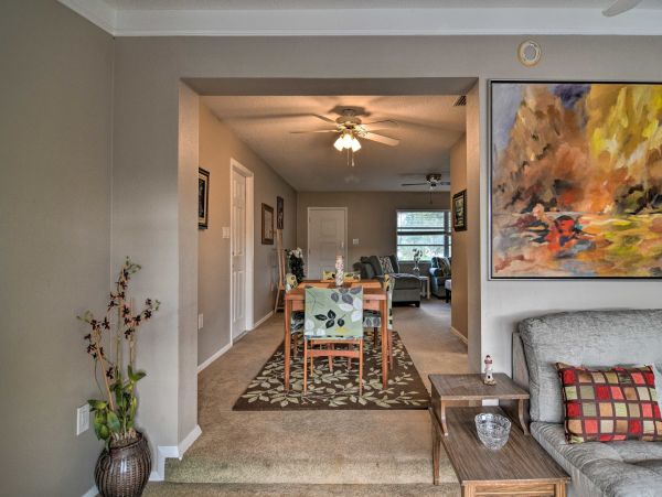 Charming 2 Bedroom Home on Bradenton Sleeps 7 Guests