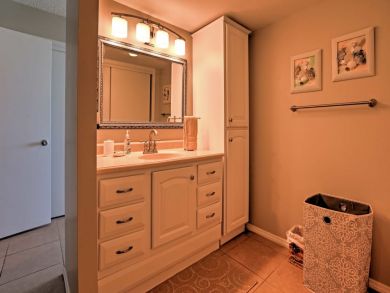 Daytona Beach Home 933959