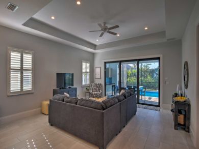 Naples Home 933965