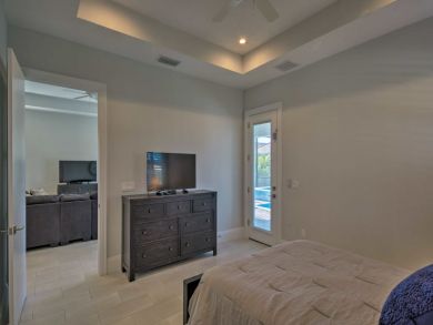 Naples Home 933965