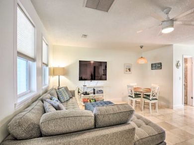 St. Augustine Home 933967