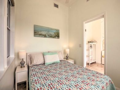 St. Augustine Home 933967