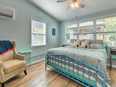 Other Cities  Florida Home 933974