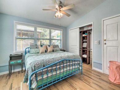 Other Cities  Florida Home 933974