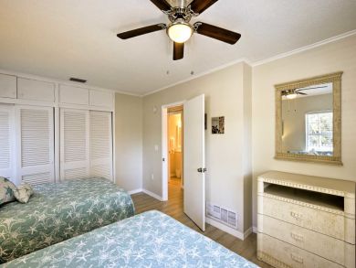 St. Petersburg Home 933980