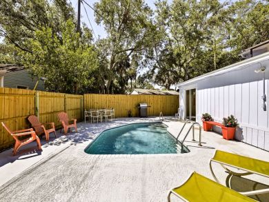 St. Petersburg Home 933980