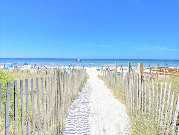 Gulf Front Two Bedroom Tastefully Decorated Condo in Panama City Beach