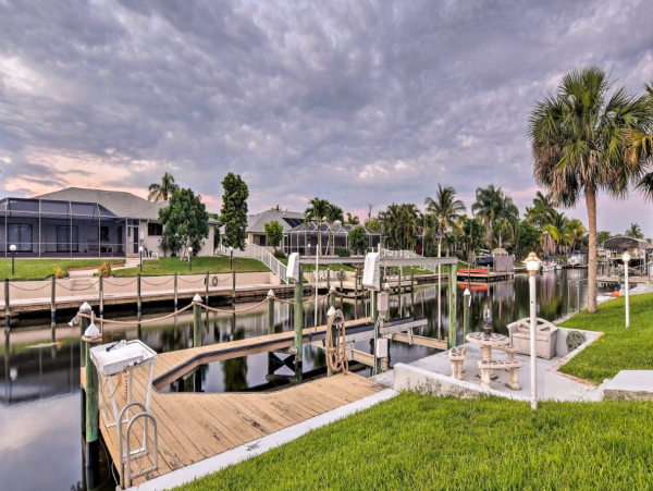 Beautiful Cape Coral Vacation Home with Dock & Pool
