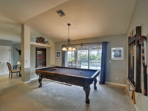 Gorgeous Vacation Home in Cape Coral with Pool and Boat Dock