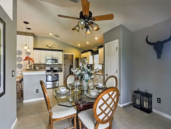 Gorgeous Vacation Home in Cape Coral with Pool and Boat Dock
