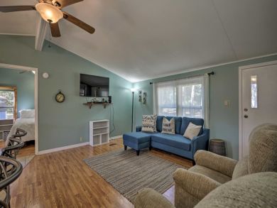 Other Cities  Florida Home 934089