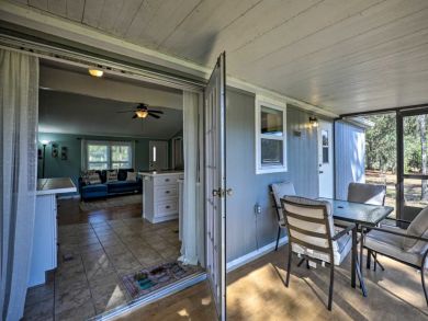 Other Cities  Florida Home 934089