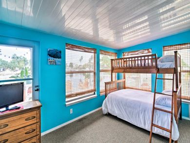 Other Cities  Florida Home 934104