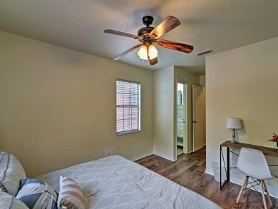 Other Cities  Florida Home 934110