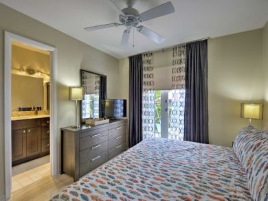 Hollywood Home 934135