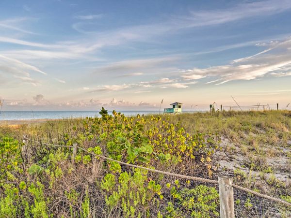 Walk to Venice Beach Two Bedroom Vacation Rental