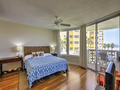 New Smyrna Beach Home 934172