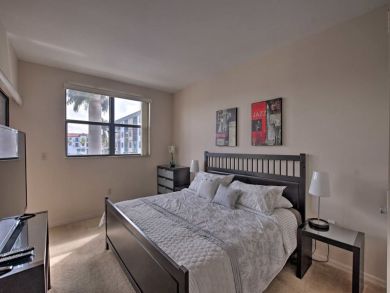 Naples Home 934185