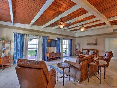 Tampa Home 934189