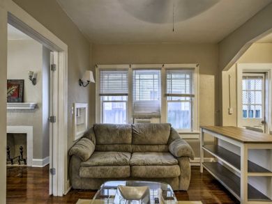 St. Petersburg Home 934321