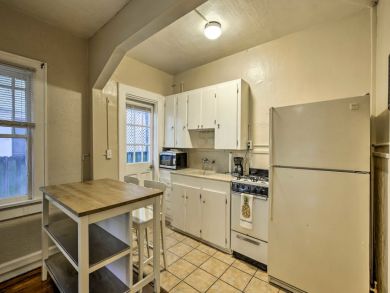 St. Petersburg Home 934321