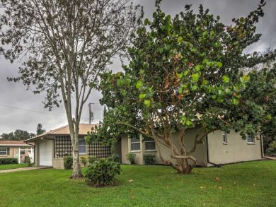 Charming Pool Home for Rent on Sarasota Sleeps 4 Guests Charming Pool Home for Rent on Sarasota Sleeps 4 Guests