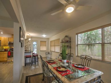 Charming Pool Home for Rent on Sarasota Sleeps 4 Guests Charming Pool Home for Rent on Sarasota Sleeps 4 Guests