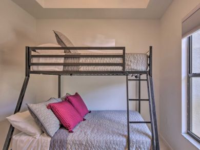 Naples Home 934421