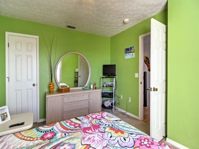 St. Petersburg Home 934423