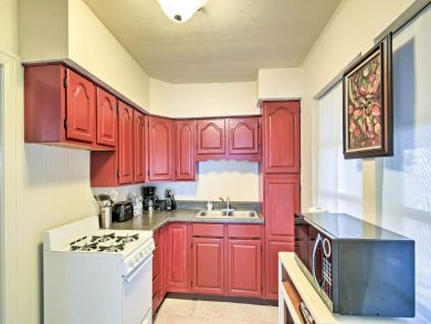 St. Petersburg Home 934428