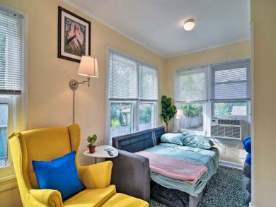 St. Petersburg Home 934444