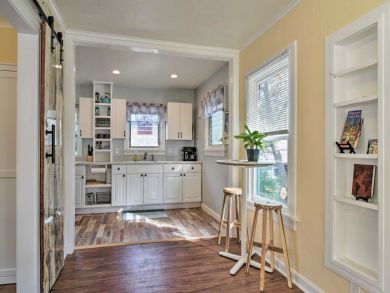 St. Petersburg Home 934444