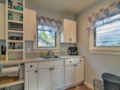 St. Petersburg Home 934444