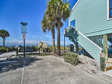 Perfect Gulf Getaway: Remodeled 1-Bedroom Condo Steps from the Beach